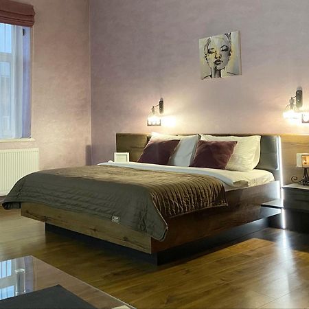 Apartment Жд Вокзал, Центр Lviv Luaran gambar