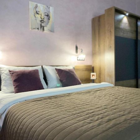 Apartment Жд Вокзал, Центр Lviv Luaran gambar